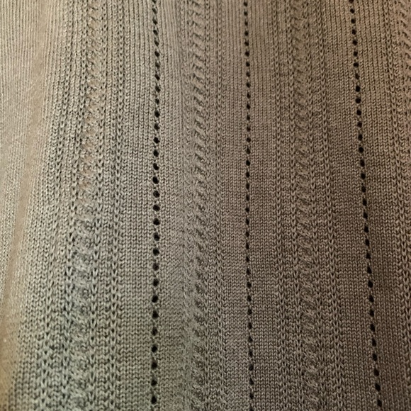 Banana Republic Factory Sweater - Picture 7 of 9